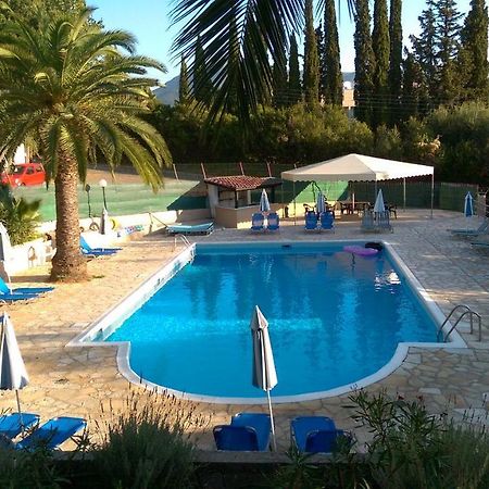 Tina Hotel Dassia  Bagian luar foto